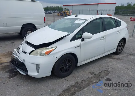 2014 Toyota Prius Two z USA, uszkodzony, nr VIN JTDKN3DU8E1777990